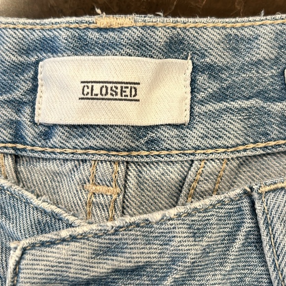 Closed Straight Leg High Waisted Jean - Picture 5 of 15